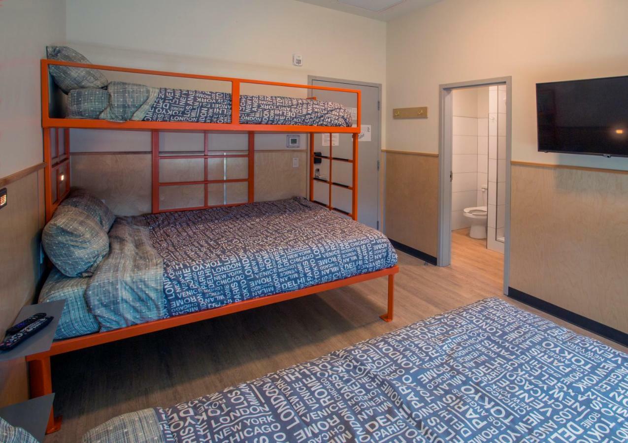 Canmore Downtown Hostel Eksteriør billede